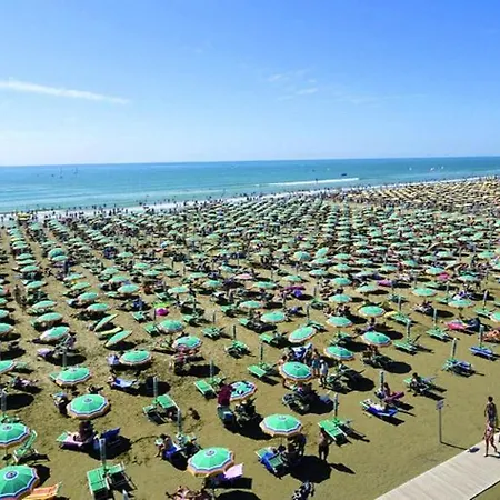 Sea Front Pool On The Roof Amazing Area 아파트 비비오네
